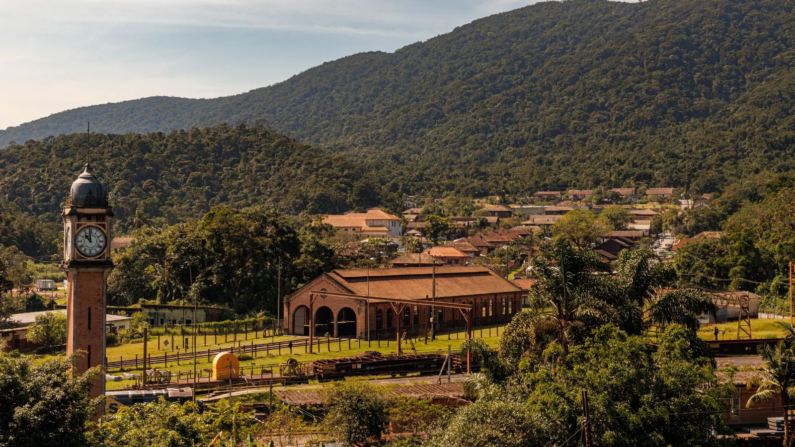 Festival de Inverno em Paranapiacaba: O Guia Definitivo para uma Escapada Romântica