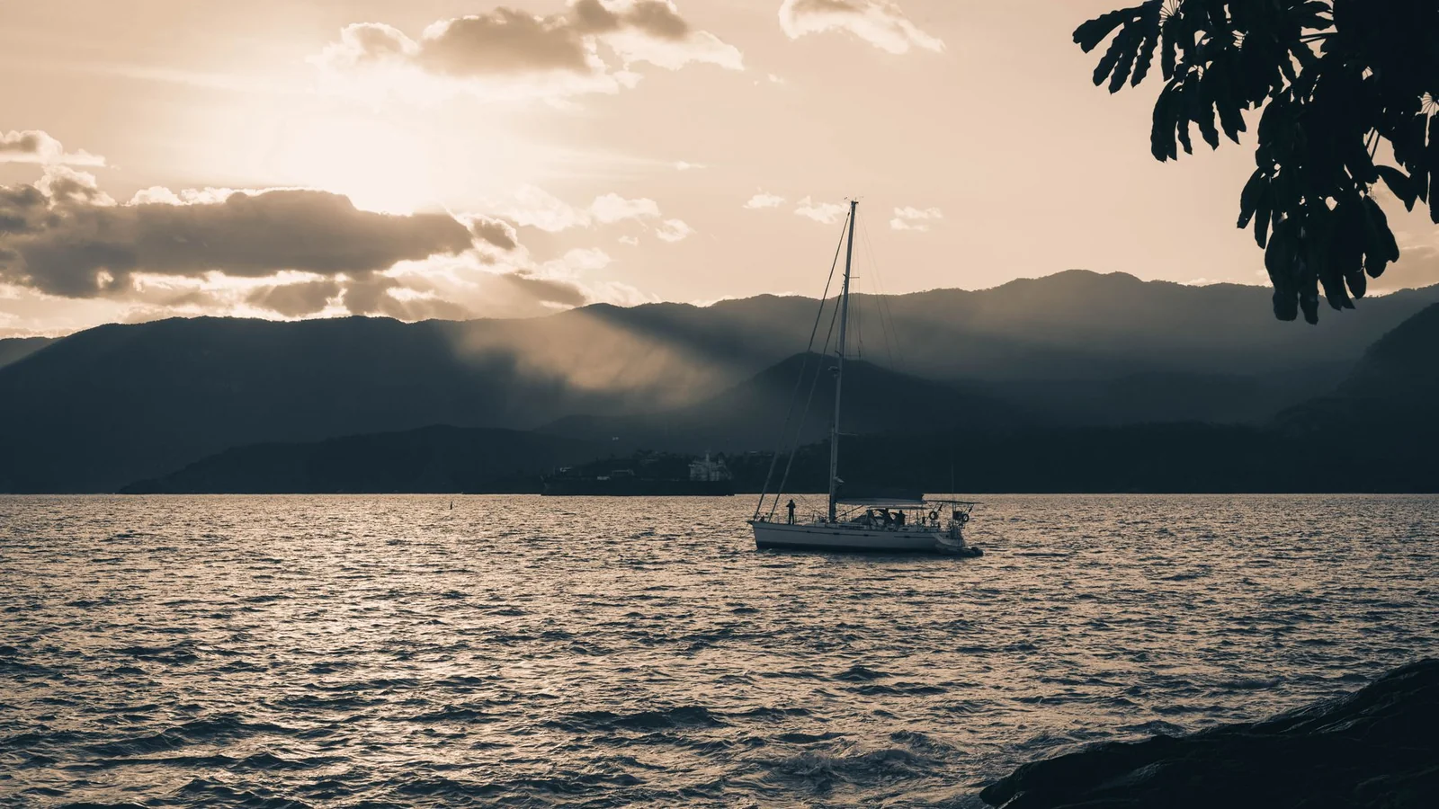 Os Segredos de Ilhabela: O Guia Definitivo Para Fugir do Óbvio